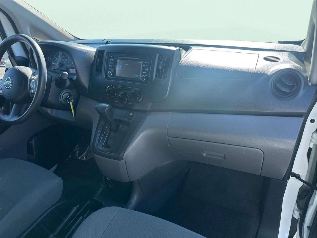 Used 2013 Nissan NV200 SV w/ Technology Pkg image 5