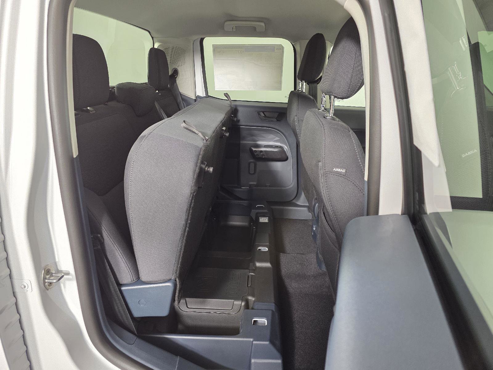 Used 2026 Ford Maverick XL w/ Equipment Group 101A image 18