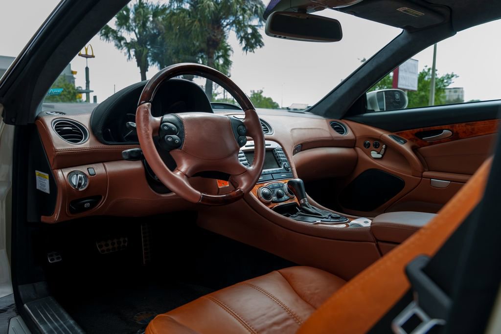 Used 2007 Mercedes-Benz SL 550 image 14
