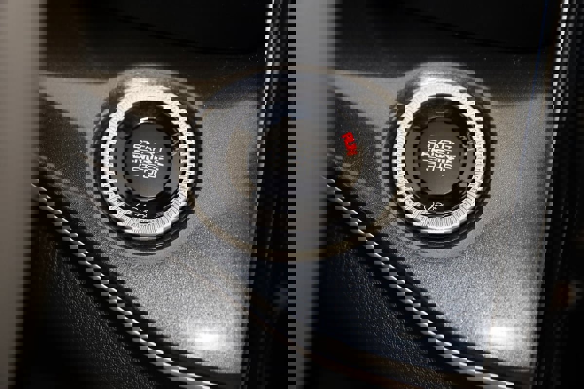 Used 2023 Jeep Grand Cherokee L Laredo image 30