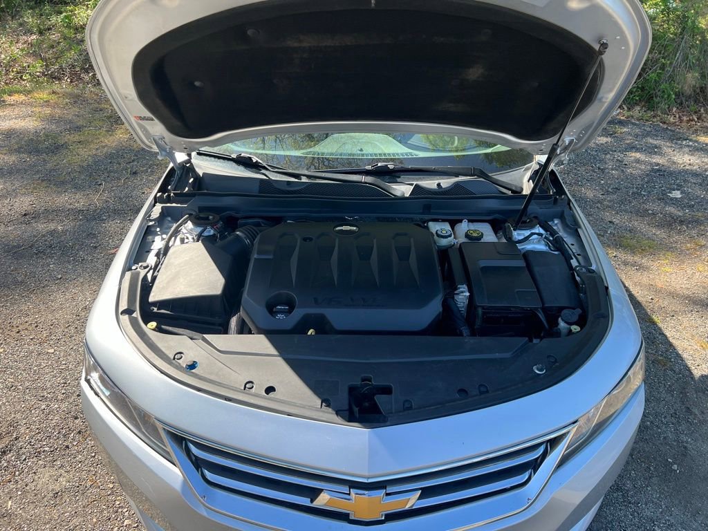Used 2018 Chevrolet Impala LT w/ LT Convenience Package FWD image 26