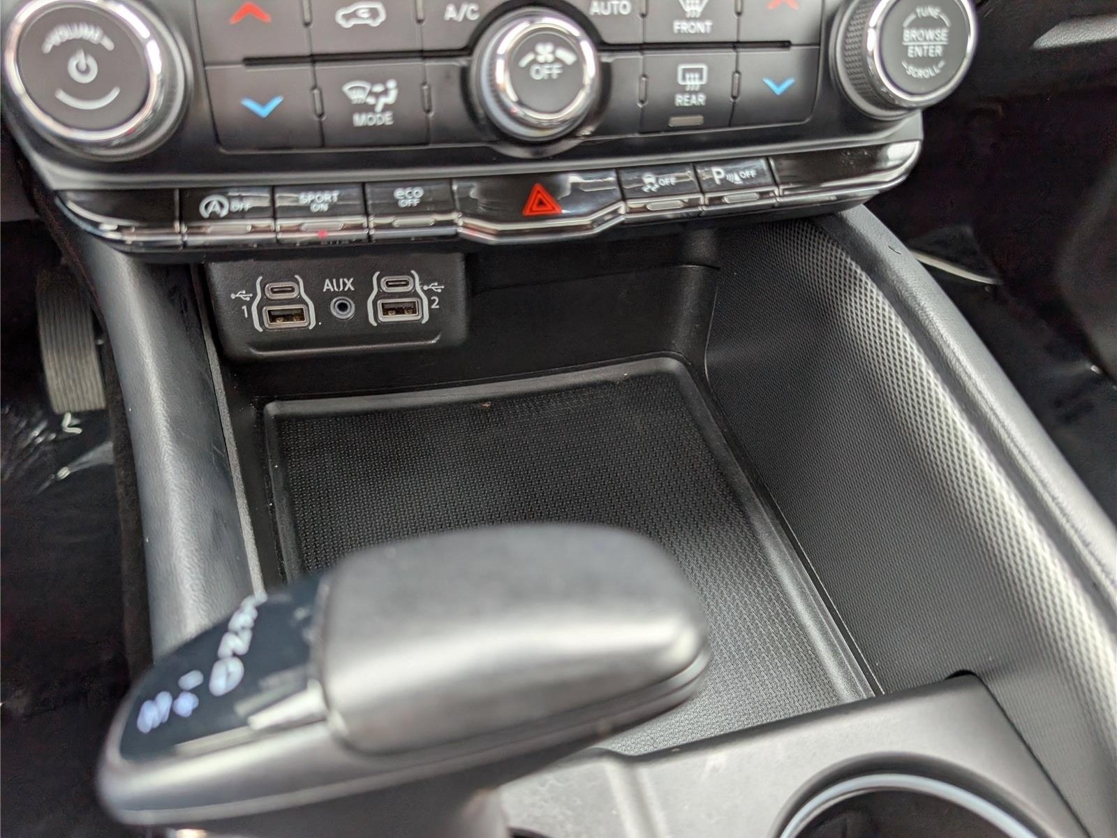 Used 2024 Dodge Durango GT AWD/4WD image 27