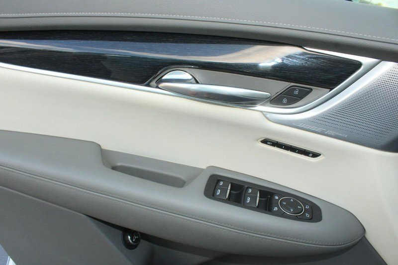 Certified 2024 Cadillac XT6 Premium Luxury image 28