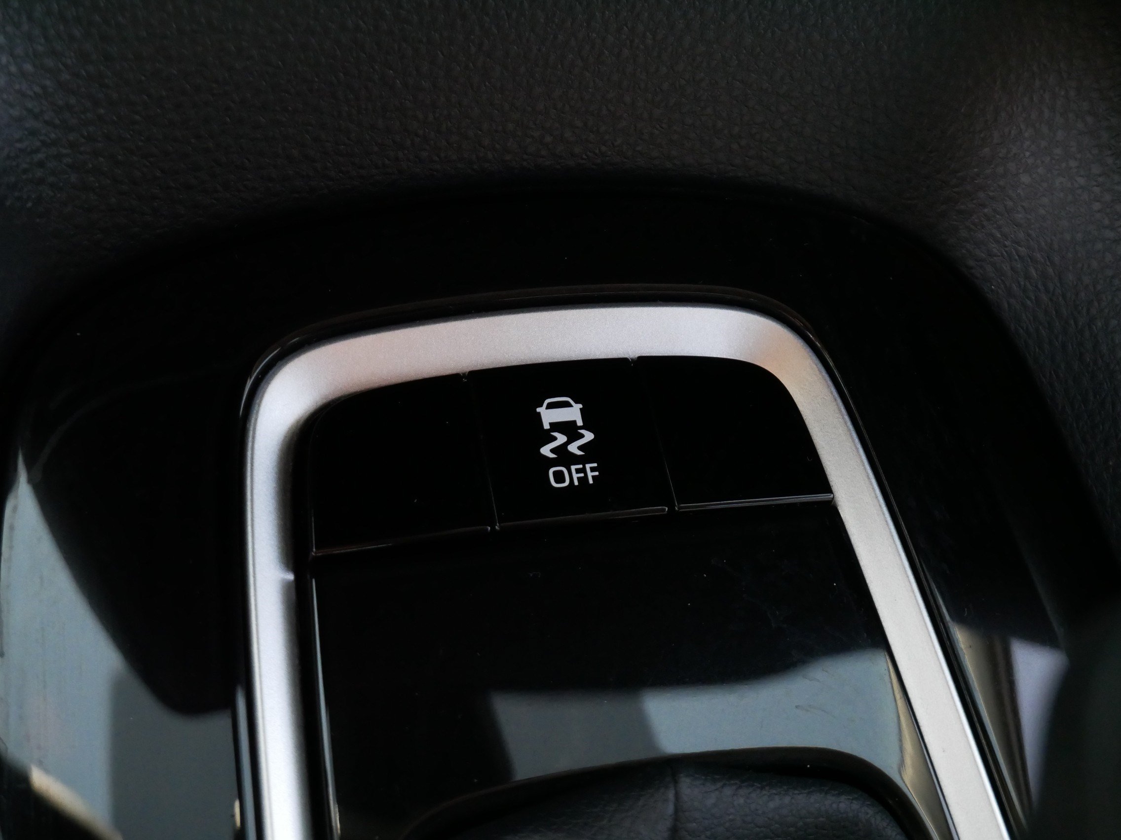 Certified 2026 Toyota Corolla LE FWD image 29