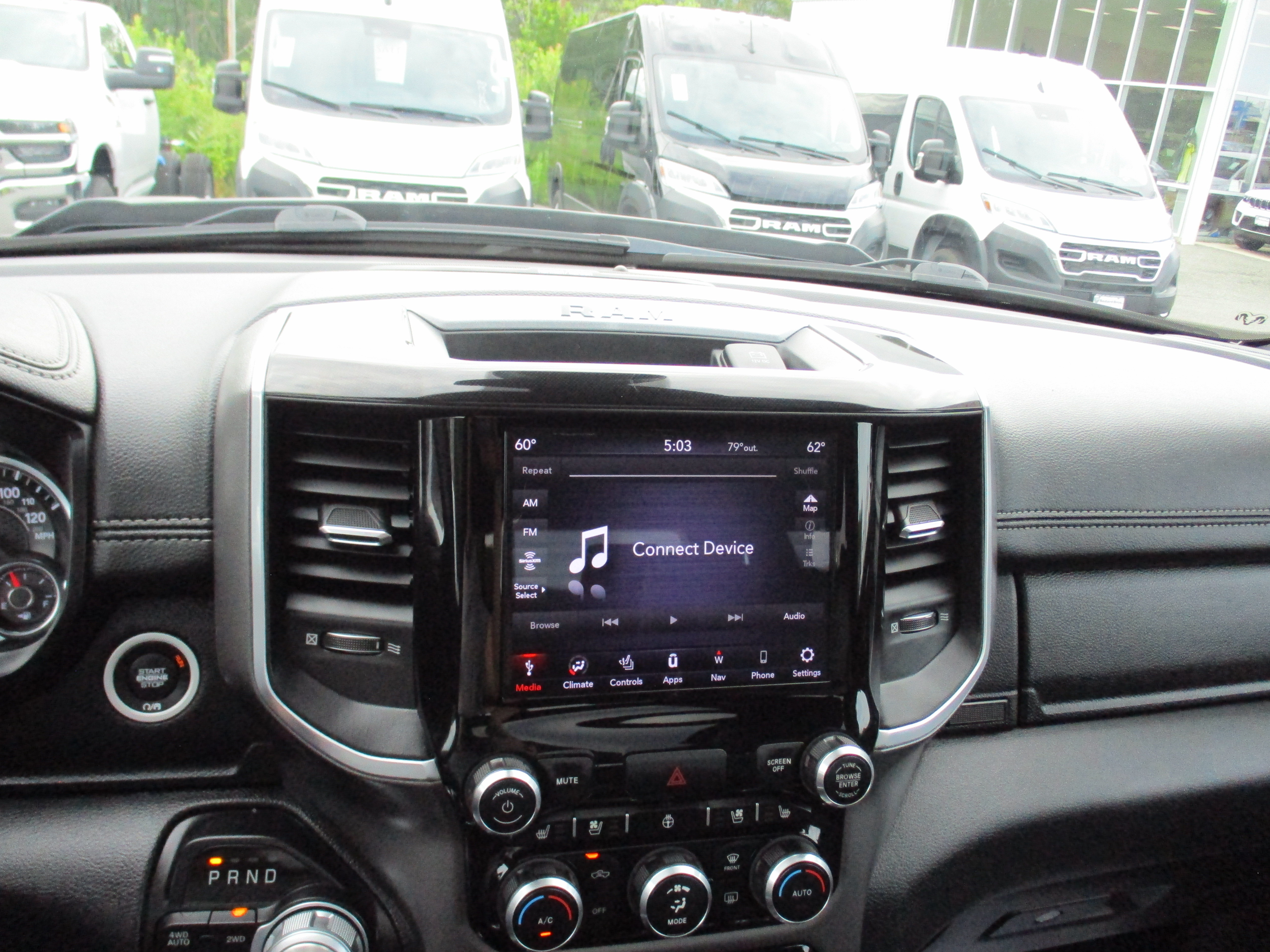 Used 2020 RAM 1500 Laramie AWD/4WD image 17