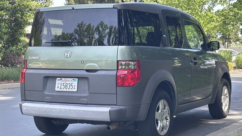 Used 2004 Honda Element EX image 10