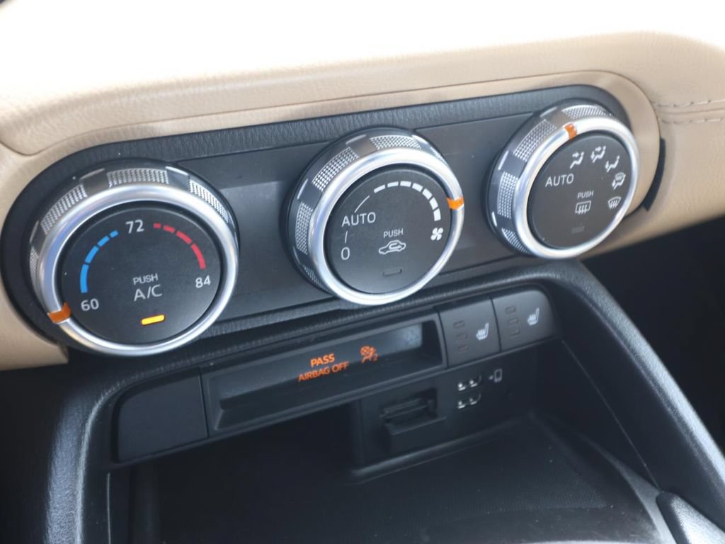 Used 2016 MAZDA MX-5 Miata Grand Touring RWD image 22