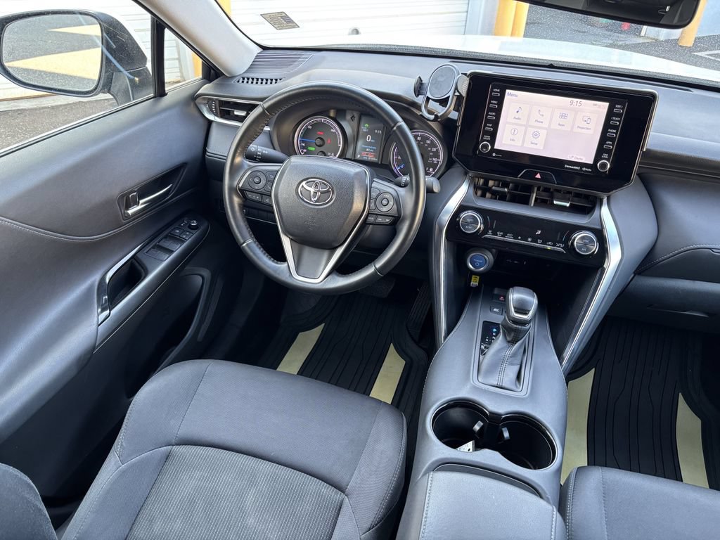 Used 2022 Toyota Venza LE AWD/4WD image 20