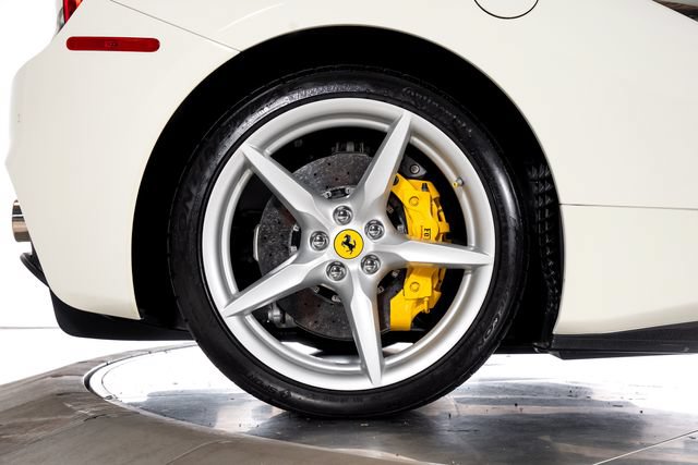 Used 2018 Ferrari 488 Spider RWD image 20