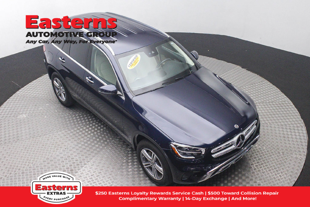 Used 2022 Mercedes-Benz GLC 300 4MATIC image 4