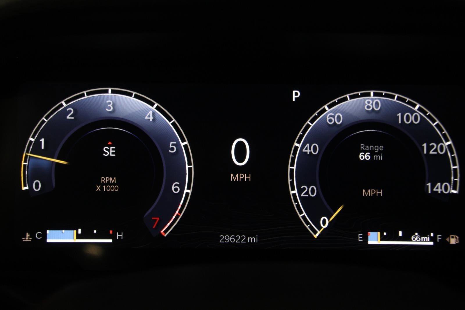 Used 2024 Jeep Grand Cherokee Altitude image 9