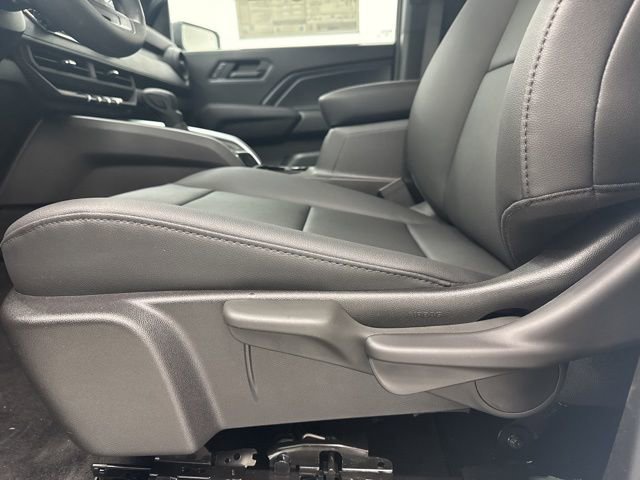 New 2026 Chevrolet Colorado W/T w/ WT Custom Package image 10