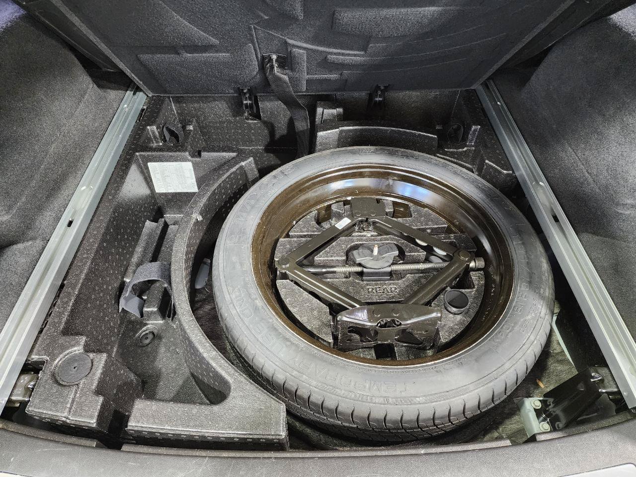 Used 2019 Cadillac XT5 Luxury AWD/4WD image 40