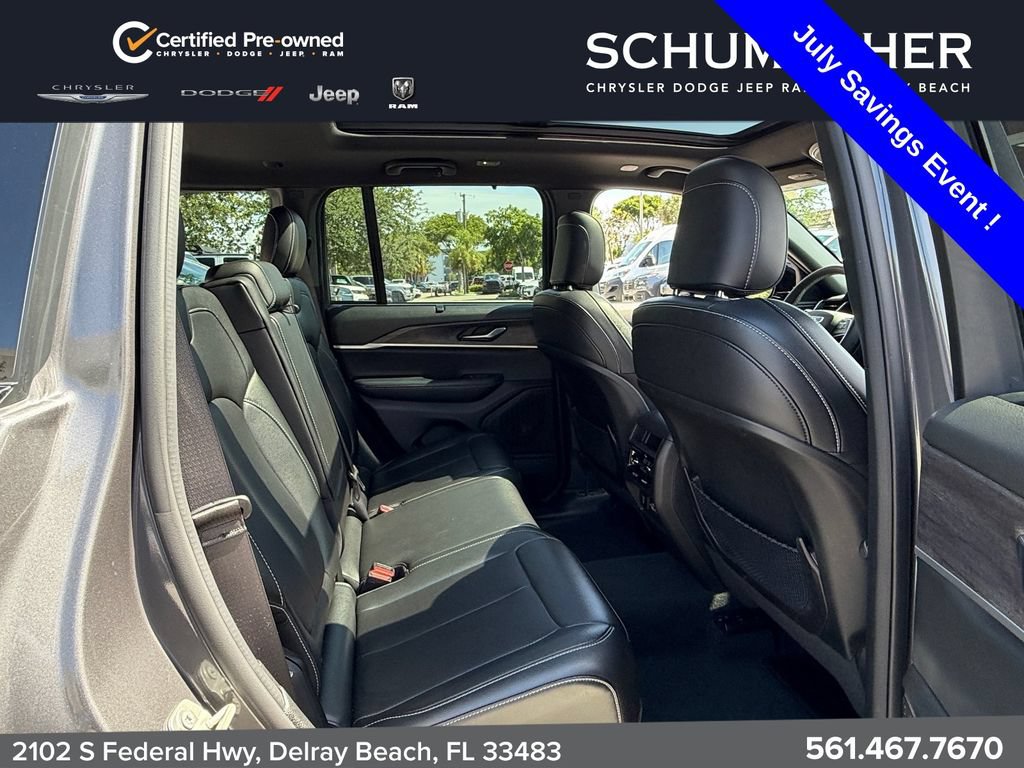 Certified 2024 Jeep Grand Cherokee Limited w/ Luxury Tech Group II RWD image 17