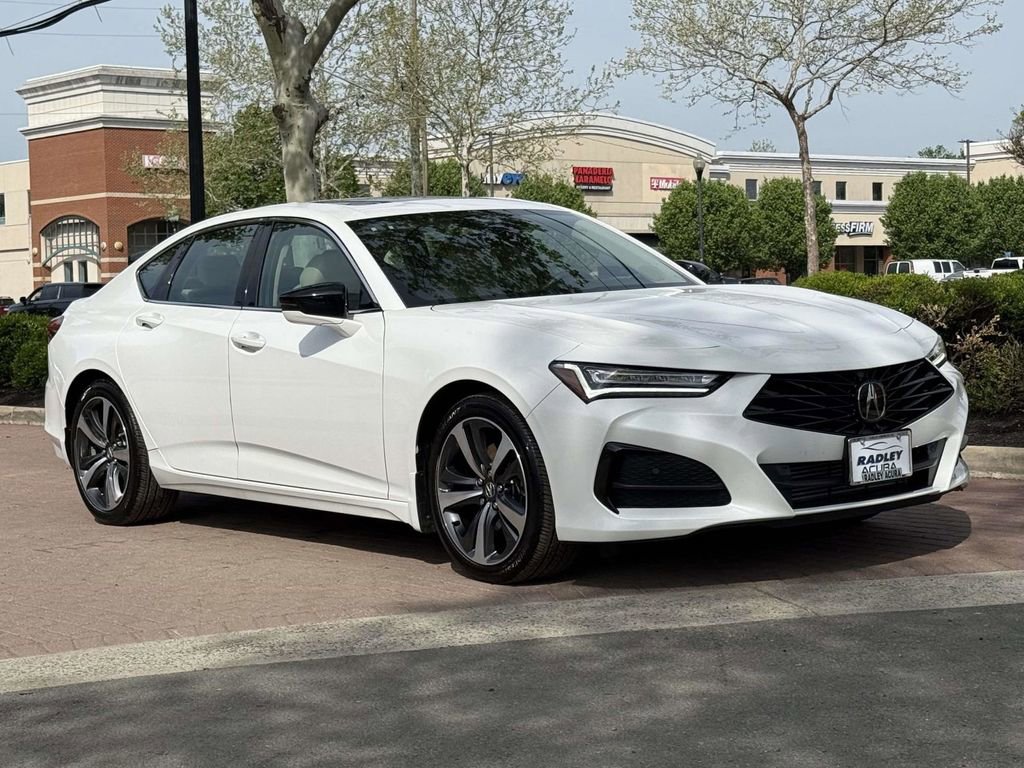 Used 2025 Acura TLX w/ Technology Package image 1