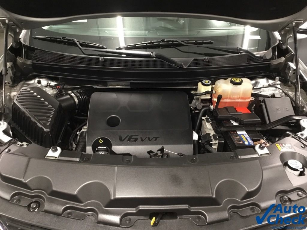 Used 2018 Chevrolet Traverse LT image 44