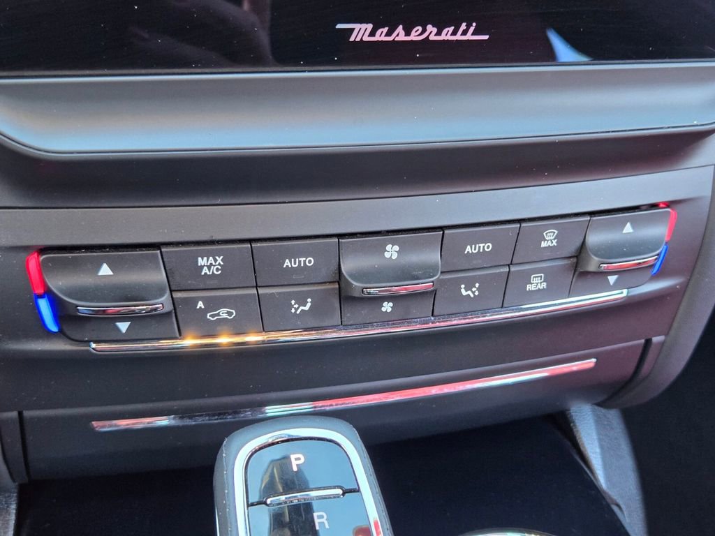 Used 2022 Maserati Ghibli Modena Q4 image 27