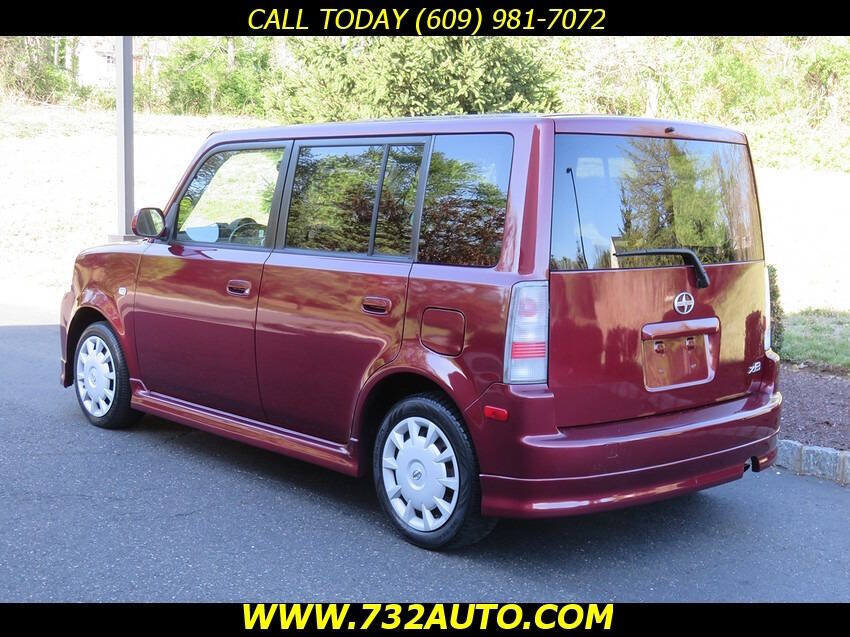 Used 2006 Scion xB FWD image 10