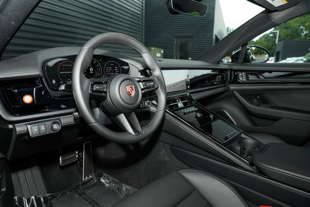 New 2026 Porsche Panamera 4 AWD/4WD image 4