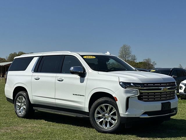 Used 2023 Chevrolet Suburban Premier image 9
