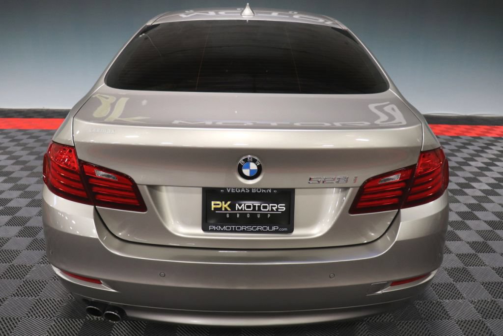 Used 2015 BMW 528i Sedan RWD image 7