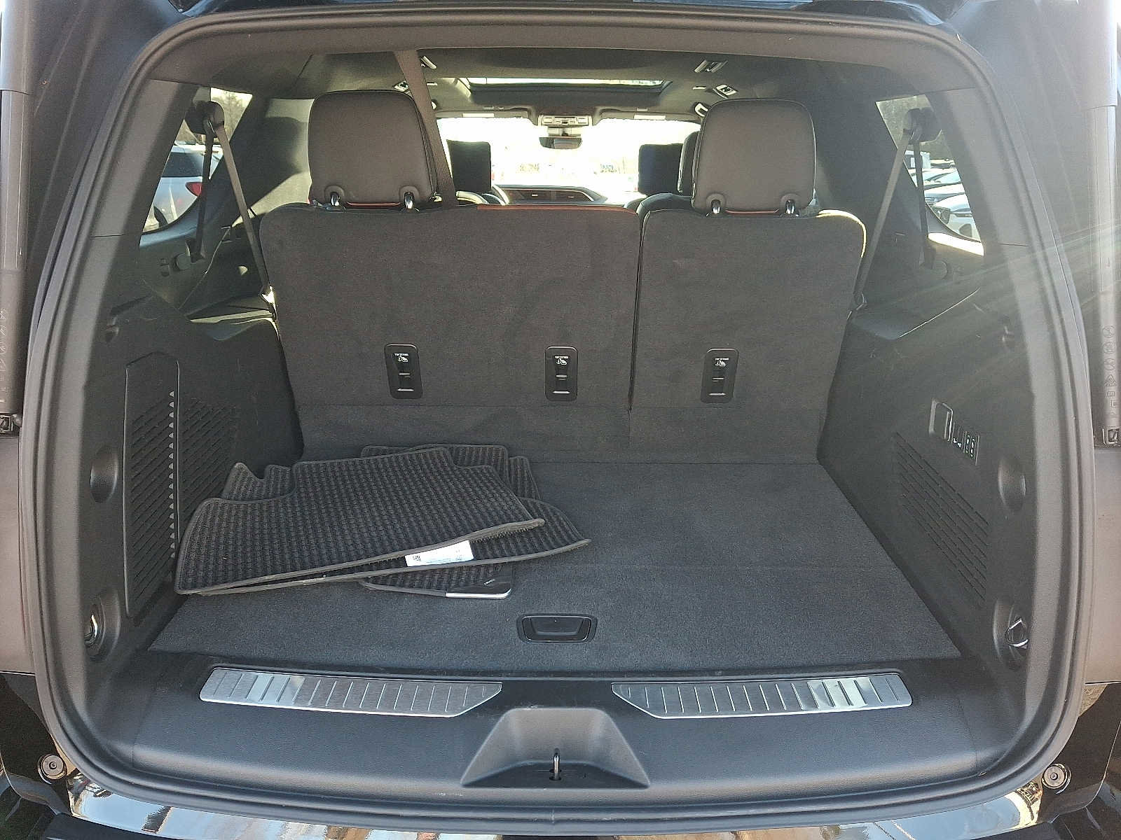 Certified 2024 GMC Yukon XL Denali Ultimate image 36