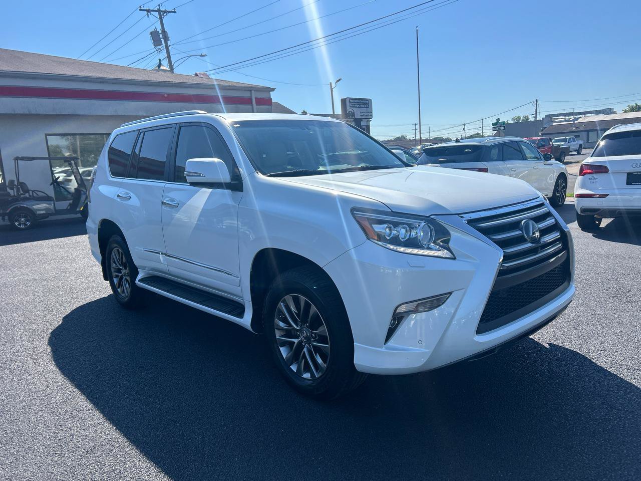 Used 2019 Lexus GX 460 Luxury AWD/4WD image 3