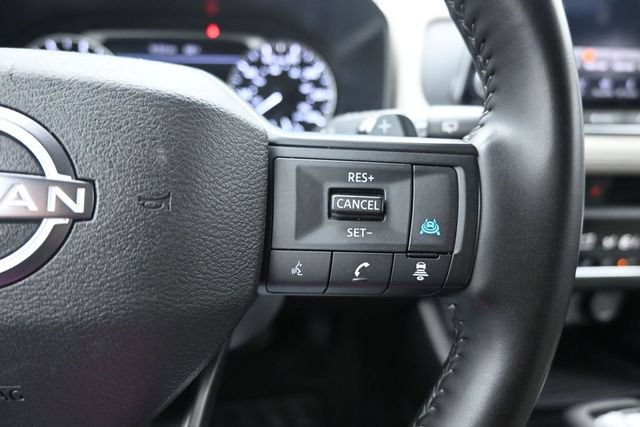 Used 2025 Nissan Rogue SV AWD/4WD image 25