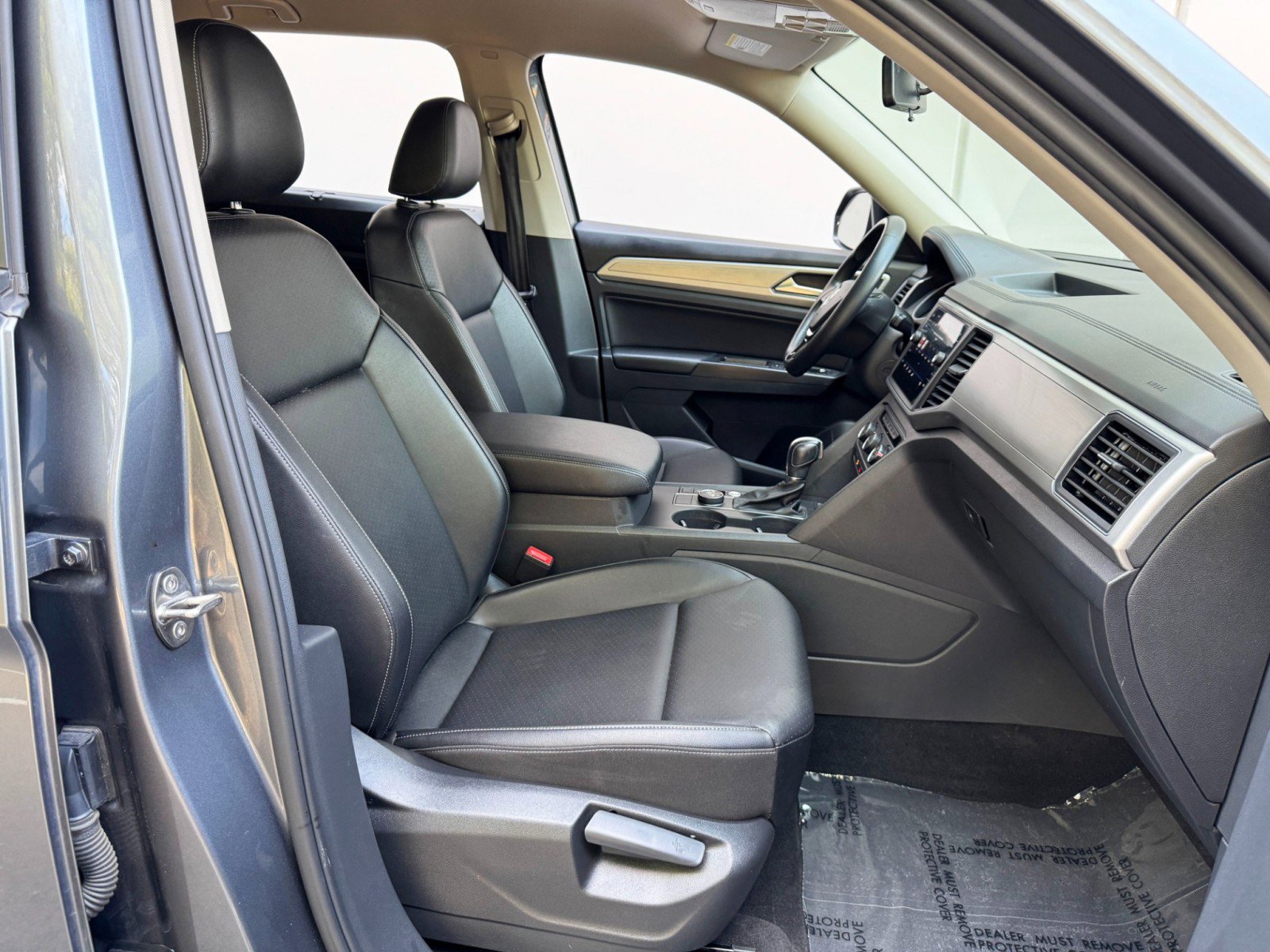 Used 2018 Volkswagen Atlas SE image 14