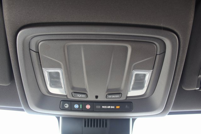 Used 2024 GMC Sierra 1500 SLE image 32