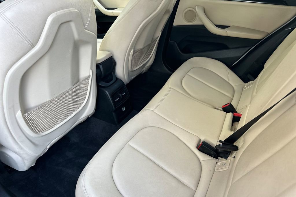 Used 2018 BMW X1 xDrive28i image 12