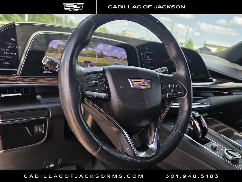 Used 2023 Cadillac Escalade ESV Premium Luxury RWD image 21