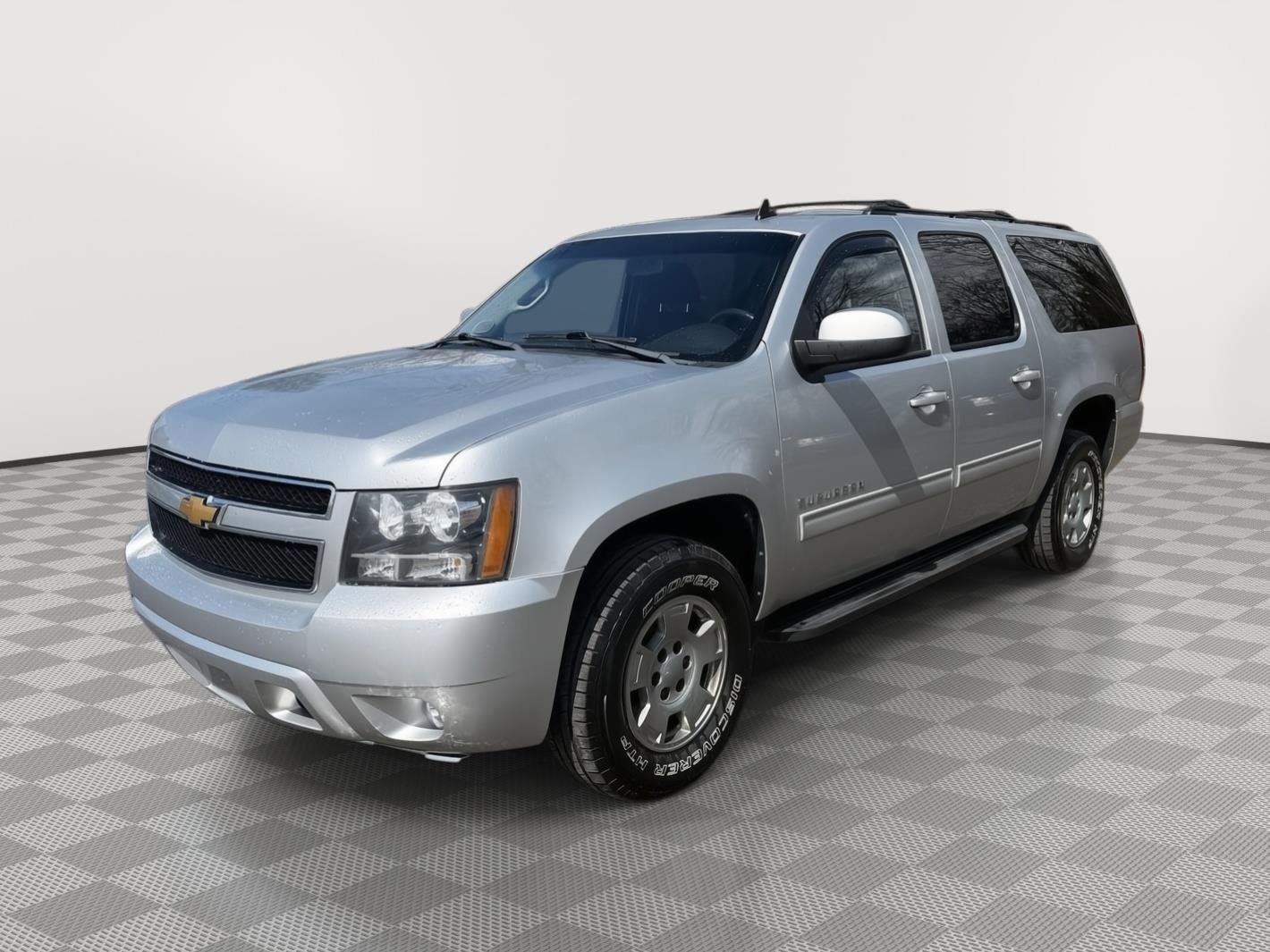 Used 2012 Chevrolet Suburban LS AWD/4WD image 3