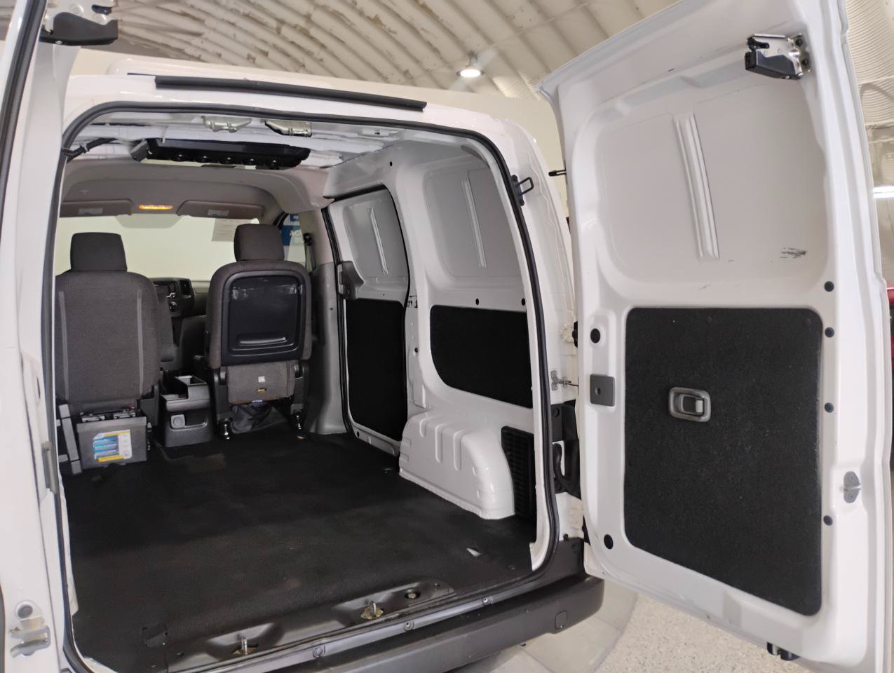 Used 2019 Nissan NV200 S FWD image 10