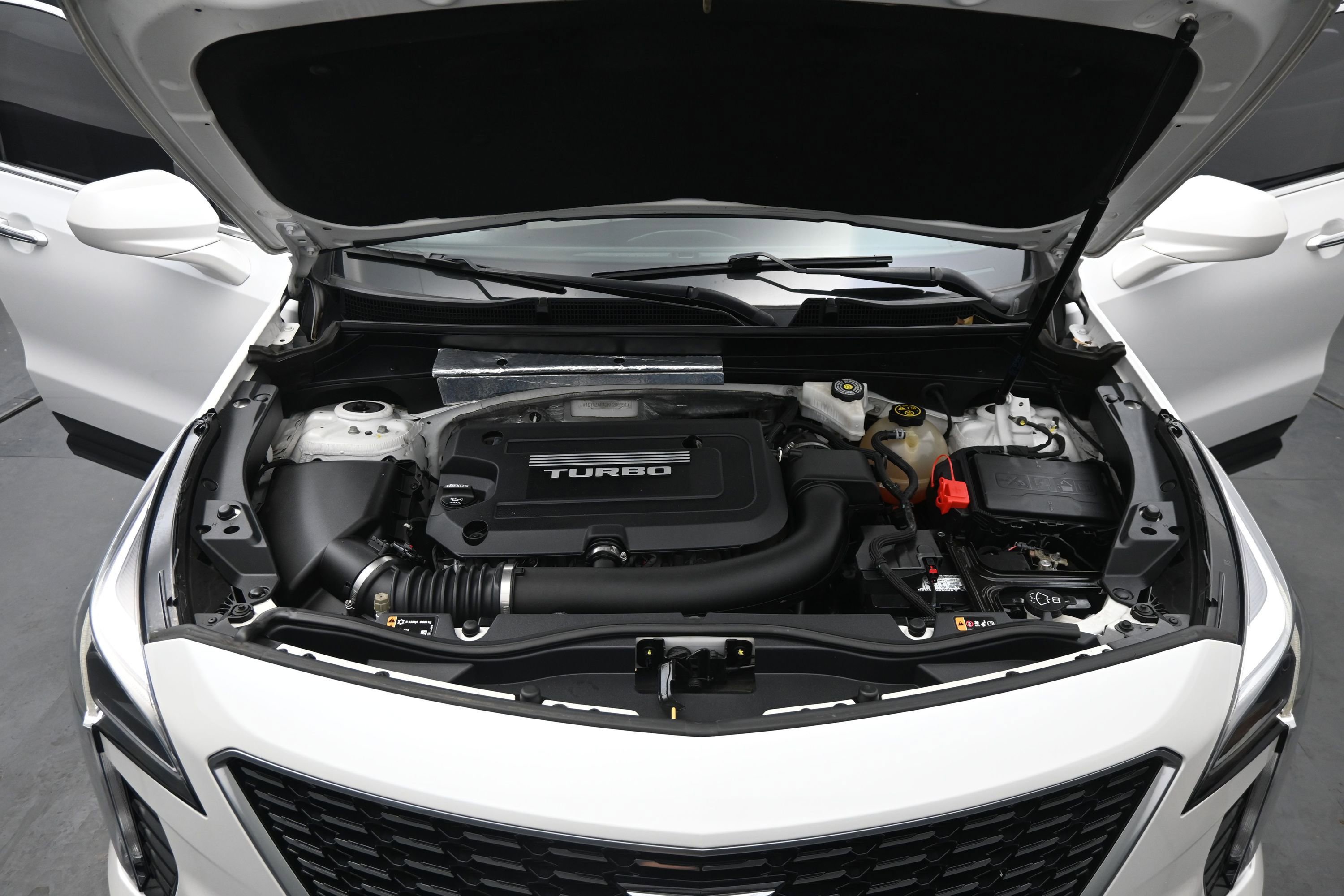 Used 2019 Cadillac XT4 Luxury FWD image 20