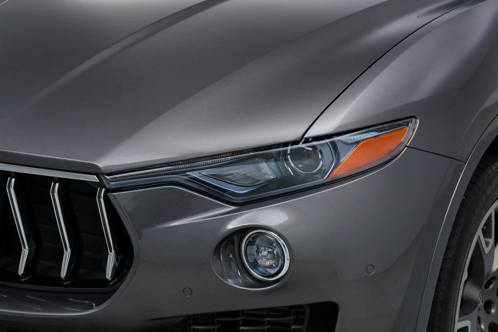 Certified 2023 Maserati Levante GT AWD/4WD image 8