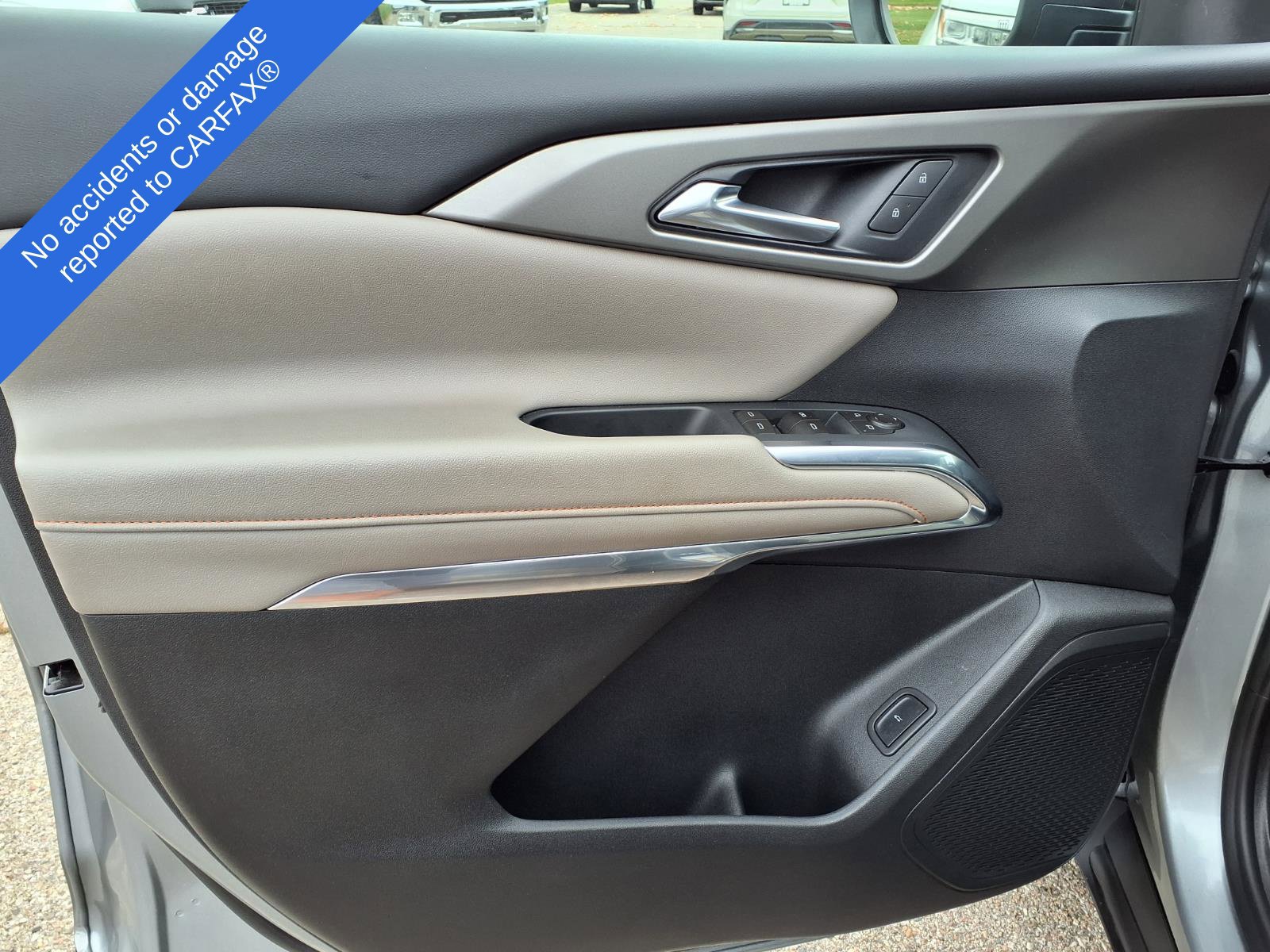 Used 2026 Chevrolet Traverse LT w/ Driver Confidence Package FWD image 15