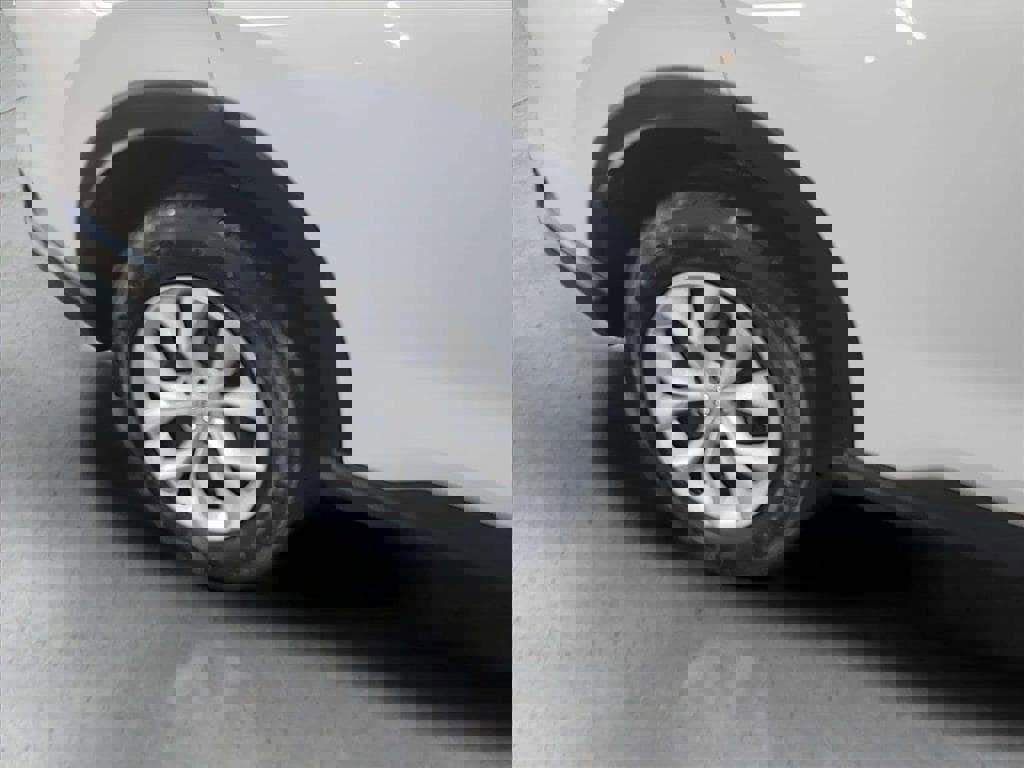 Used 2024 Honda CR-V LX image 30