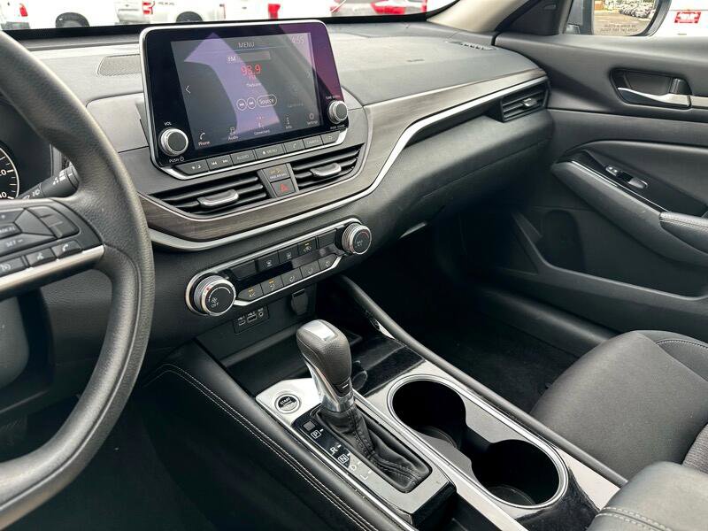 Used 2023 Nissan Altima 2.5 SV image 20
