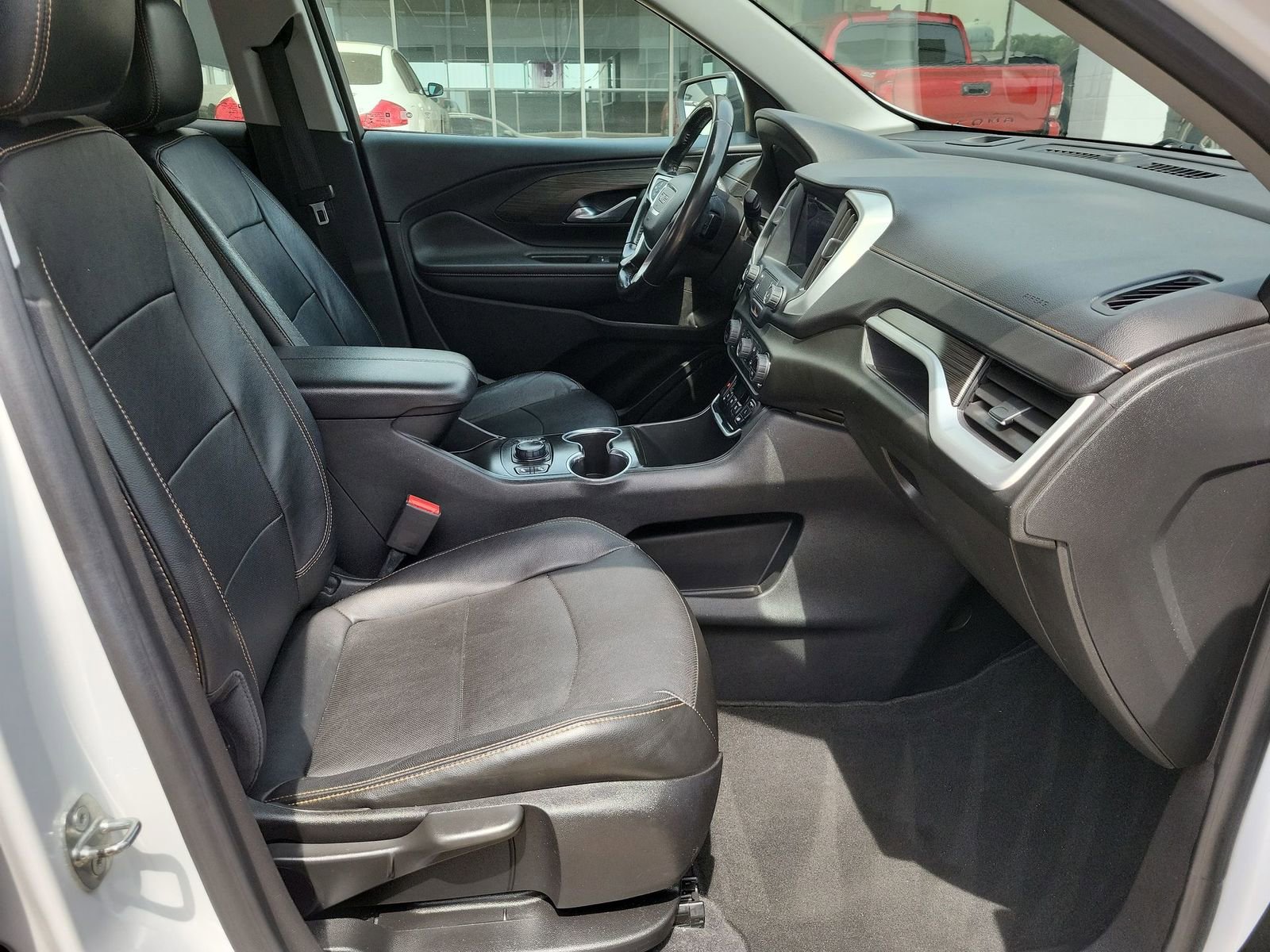 Used 2020 GMC Terrain SLT image 26