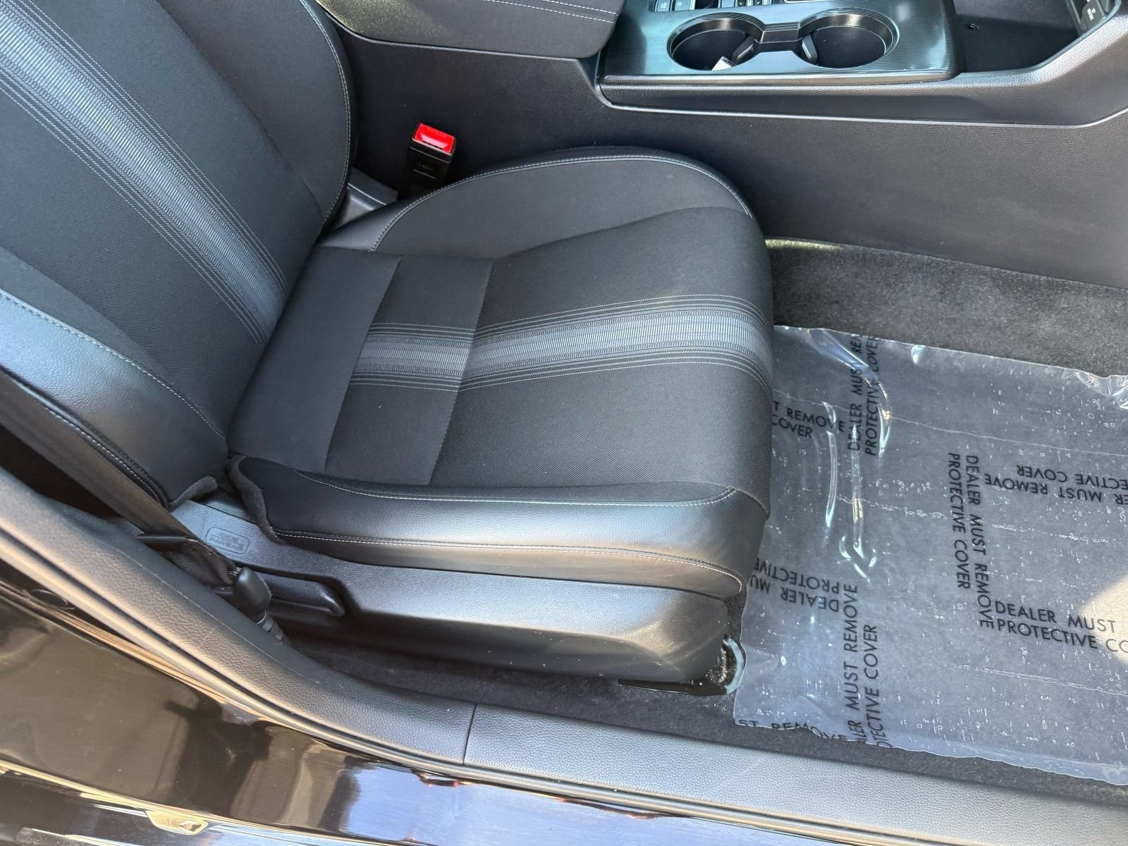 Used 2025 Honda Civic Sport image 32