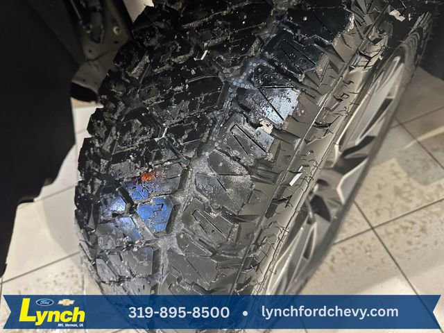 Used 2024 Chevrolet Suburban Z71 w/ Z71 Off-Road Package image 34