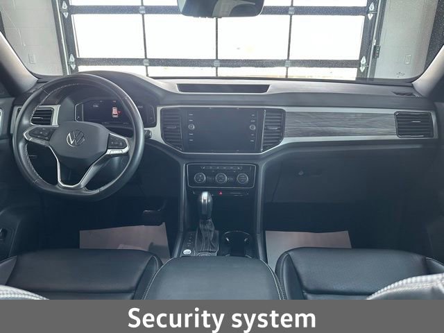 Certified 2022 Volkswagen Atlas Cross Sport SE image 18