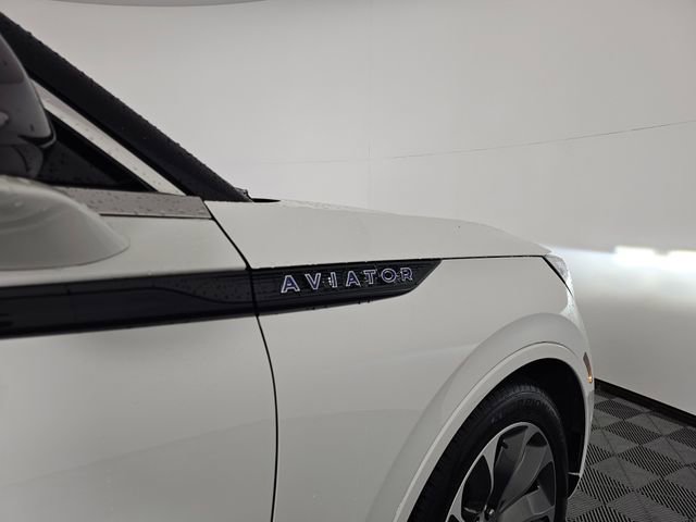 Used 2021 Lincoln Aviator Grand Touring w/ Equipment Group 302A image 10