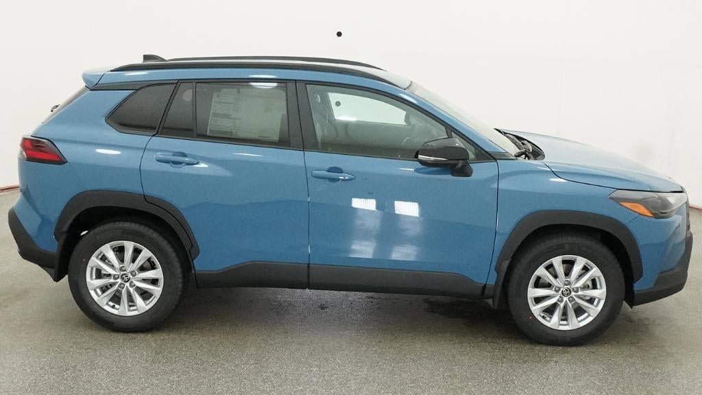 New 2026 Toyota Corolla Cross LE FWD image 11