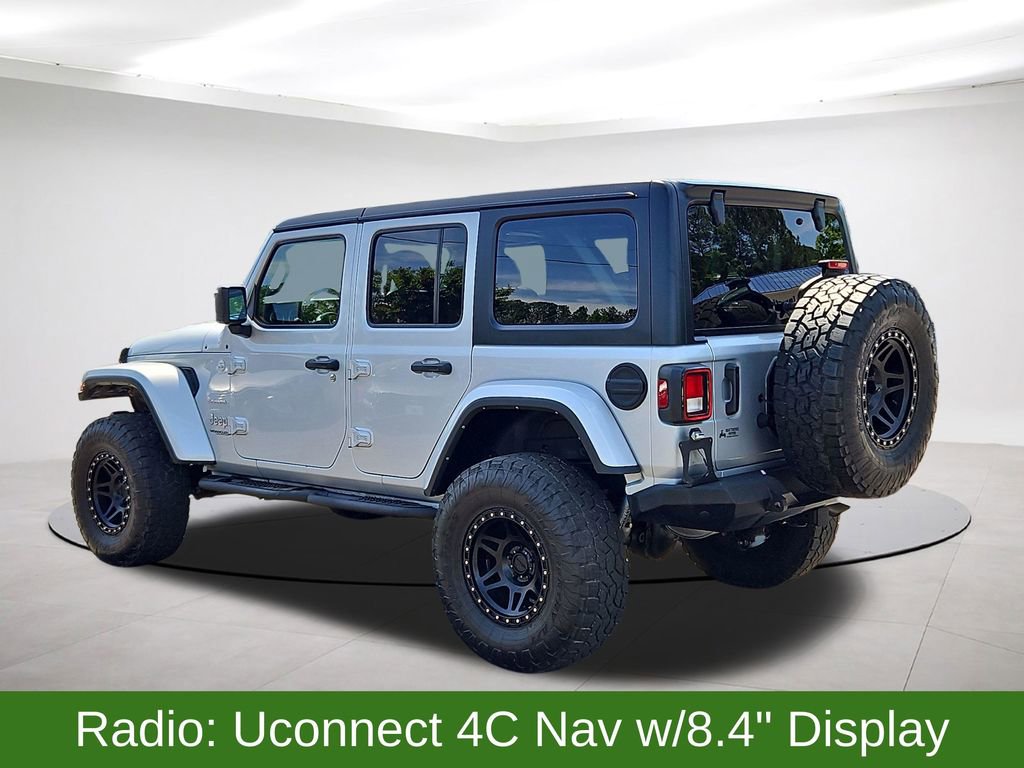 Used 2022 Jeep Wrangler Unlimited Sahara w/ Cold Weather Group AWD/4WD image 5