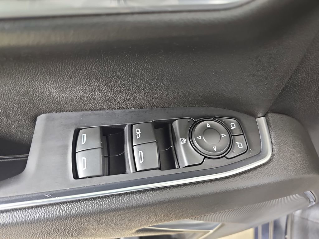 Certified 2022 Chevrolet Silverado 1500 LT image 32