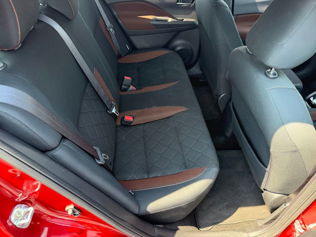 Used 2020 Nissan Kicks SR image 35