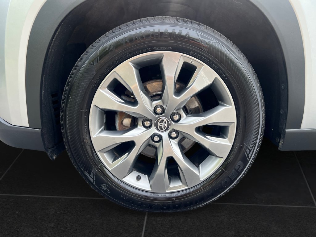 Used 2024 Toyota Grand Highlander AWD image 10