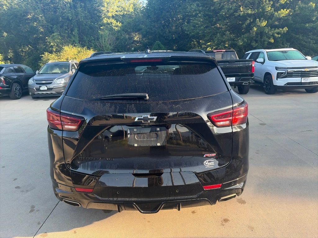 Used 2025 Chevrolet Blazer RS w/ Driver Confidence II Package AWD/4WD image 8